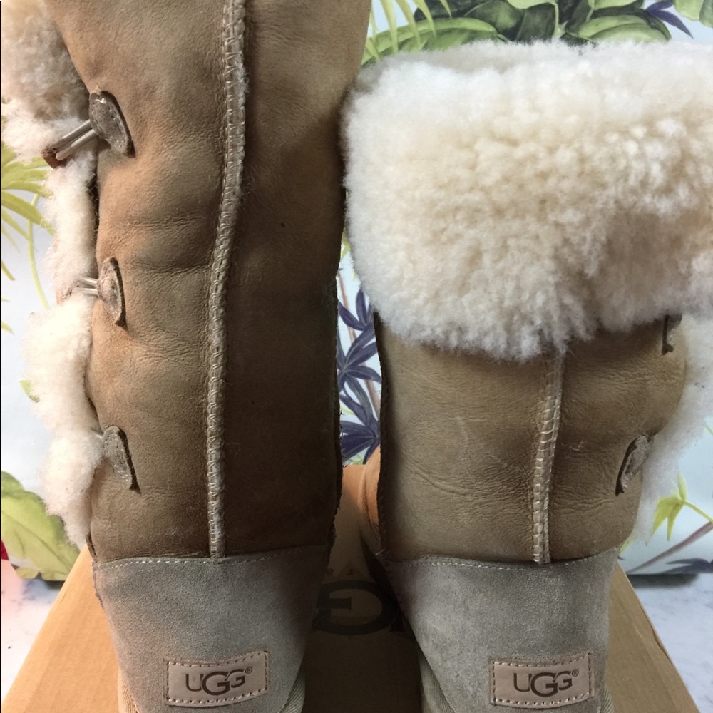 Ugg Boots - image 8